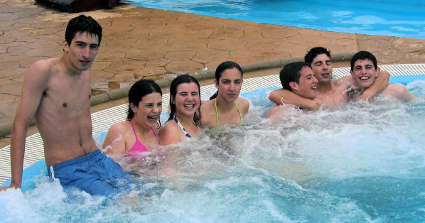 Grupo no jacuzzi de Cerceda Grupo no jacuzzi de Cerceda